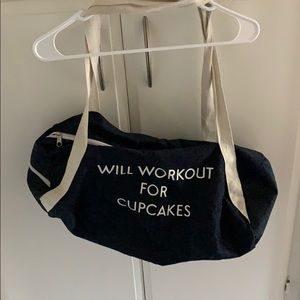 Will Workout For Cupcakes Duffle/Gym Bag